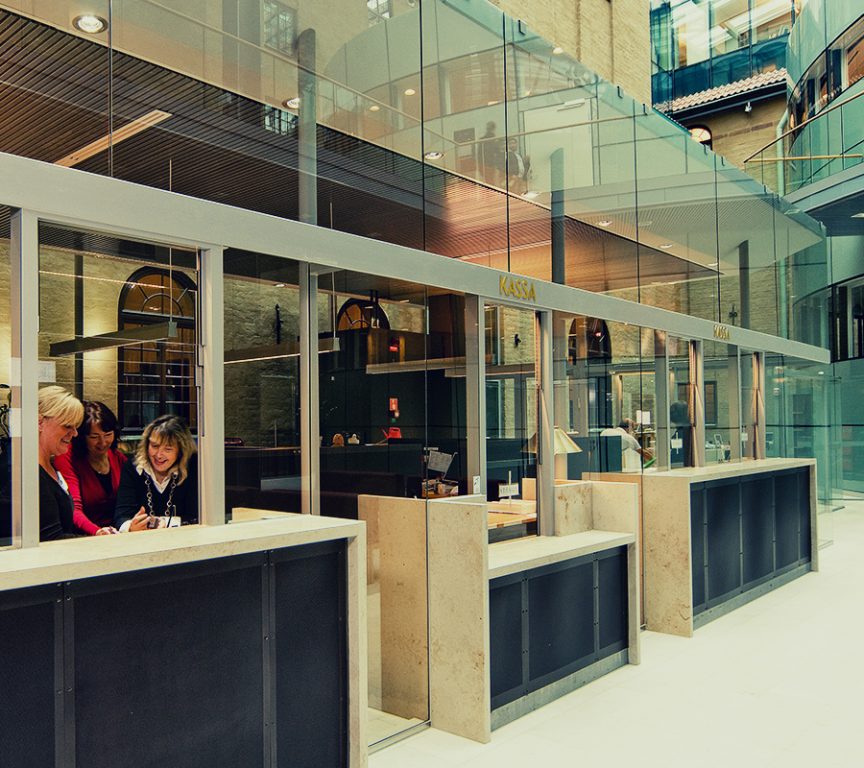 9018-fenetre-guichet-accueil - SVALSON